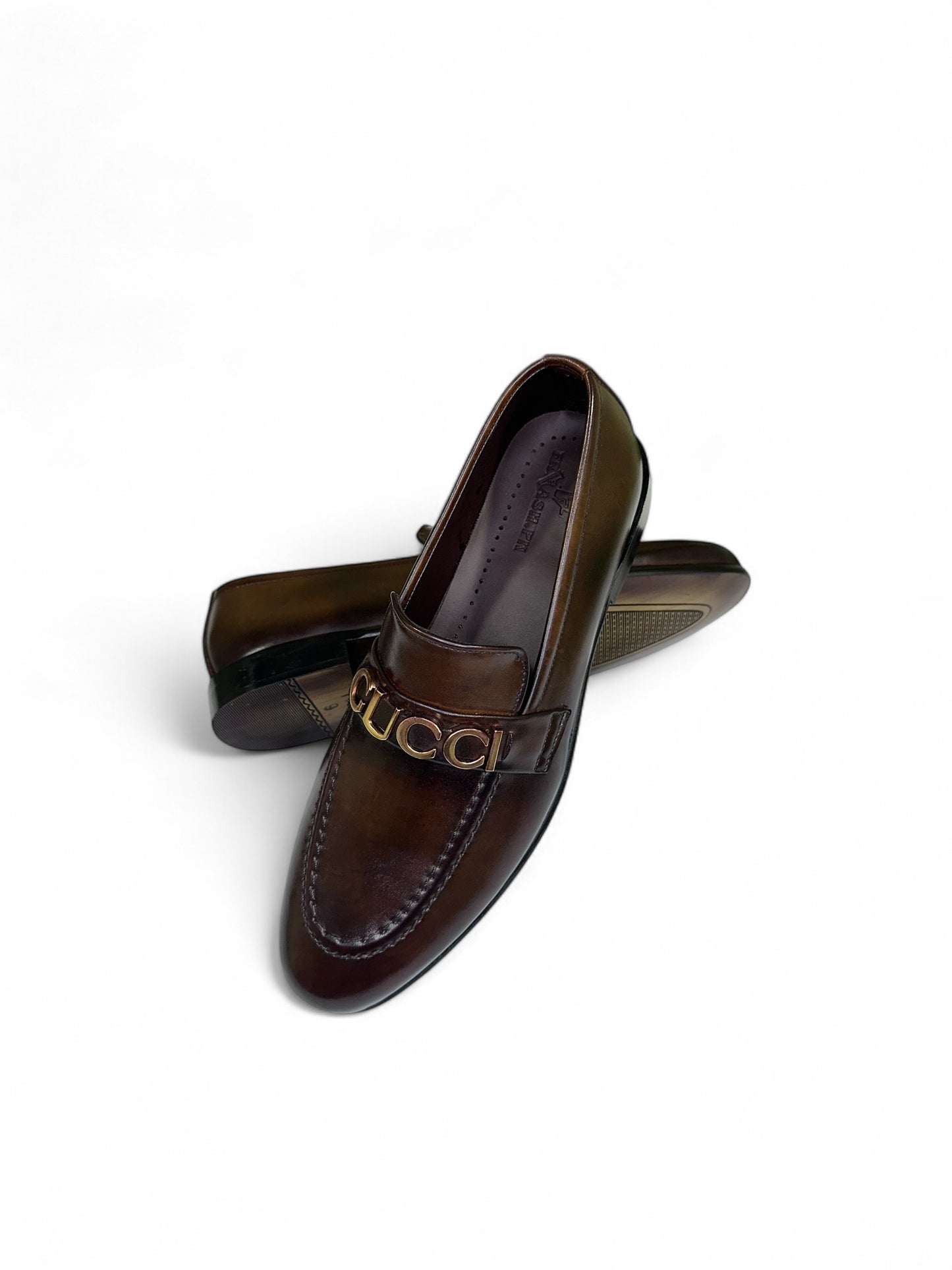 Elegant Brown Leather Slip-On Shoes with Gold Chain Detail – Perfect for Formal & Casual Looks